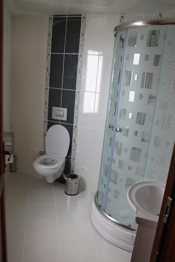 Aymeydani Hotel Caykara Habitación foto